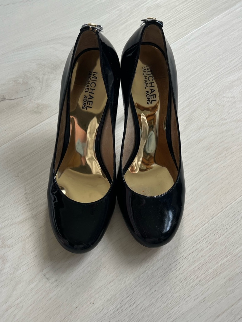 Michael Kors Black Patent Leather Round-Toe High Heels